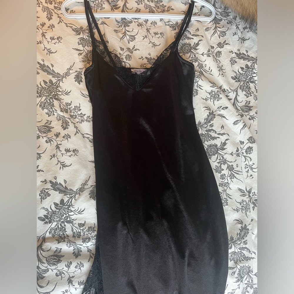 SILK LACE FASHION NOVA DRESS